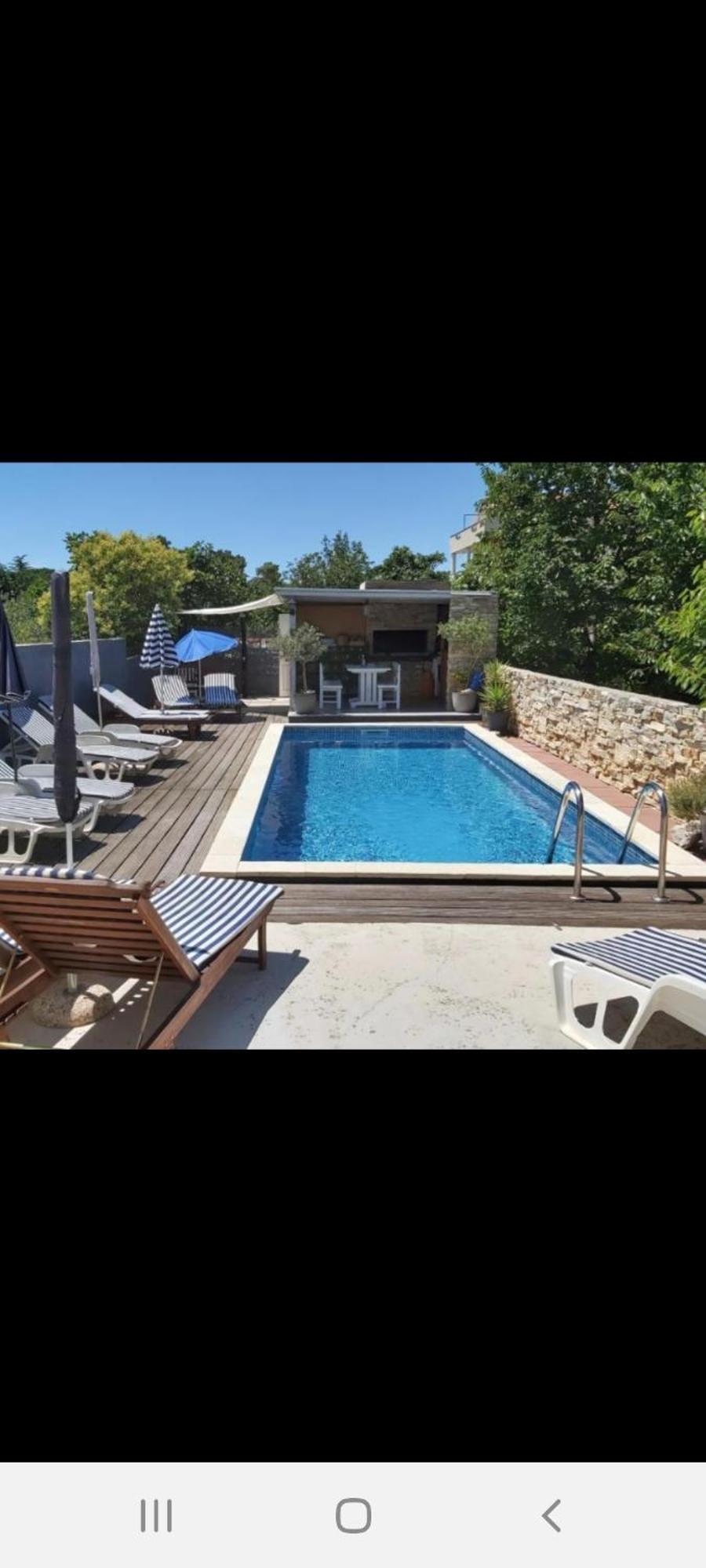 Apartman Luce With Shared Pool Zadar Exteriör bild