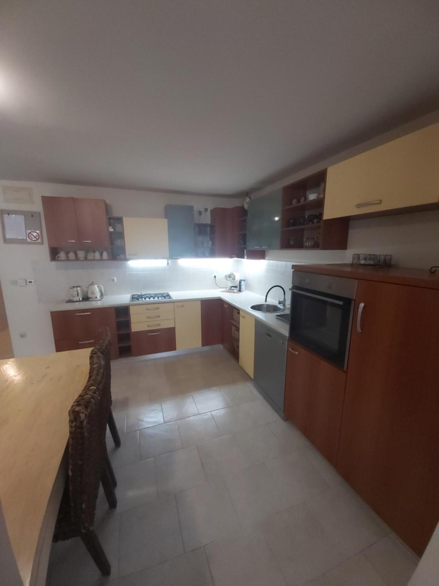 Apartman Luce With Shared Pool Zadar Exteriör bild