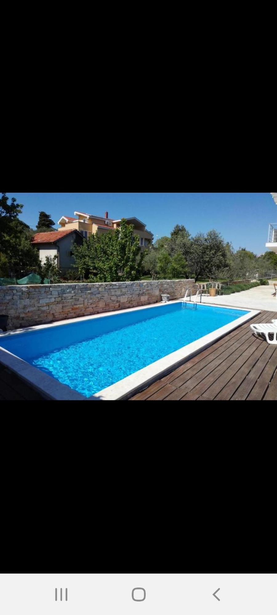 Apartman Luce With Shared Pool Zadar Exteriör bild